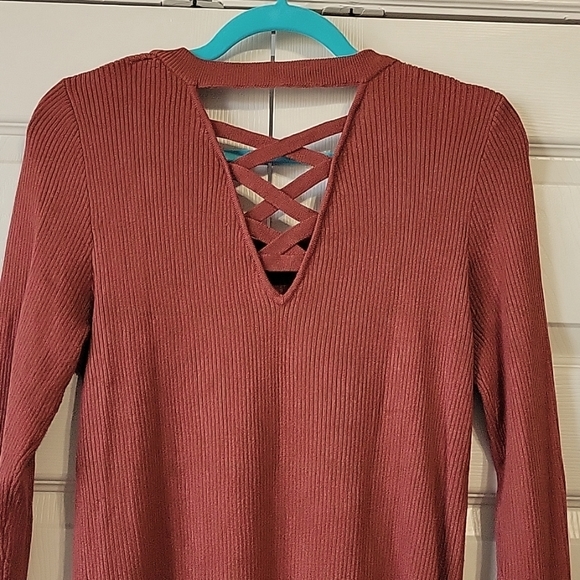 Rust Sweater - Picture 2 of 2